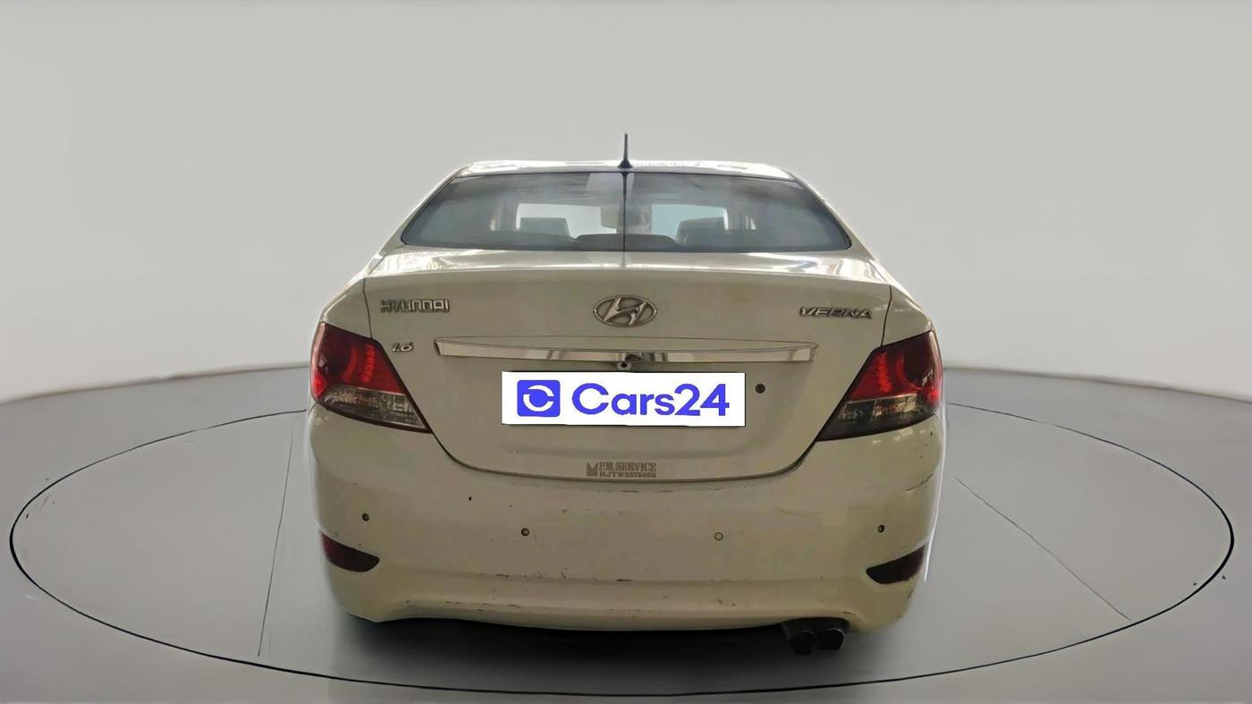 2013 Hyundai Verna FLUIDIC 1.6 CRDI SX, Diesel, Manual, 2,91,526 km, exterior