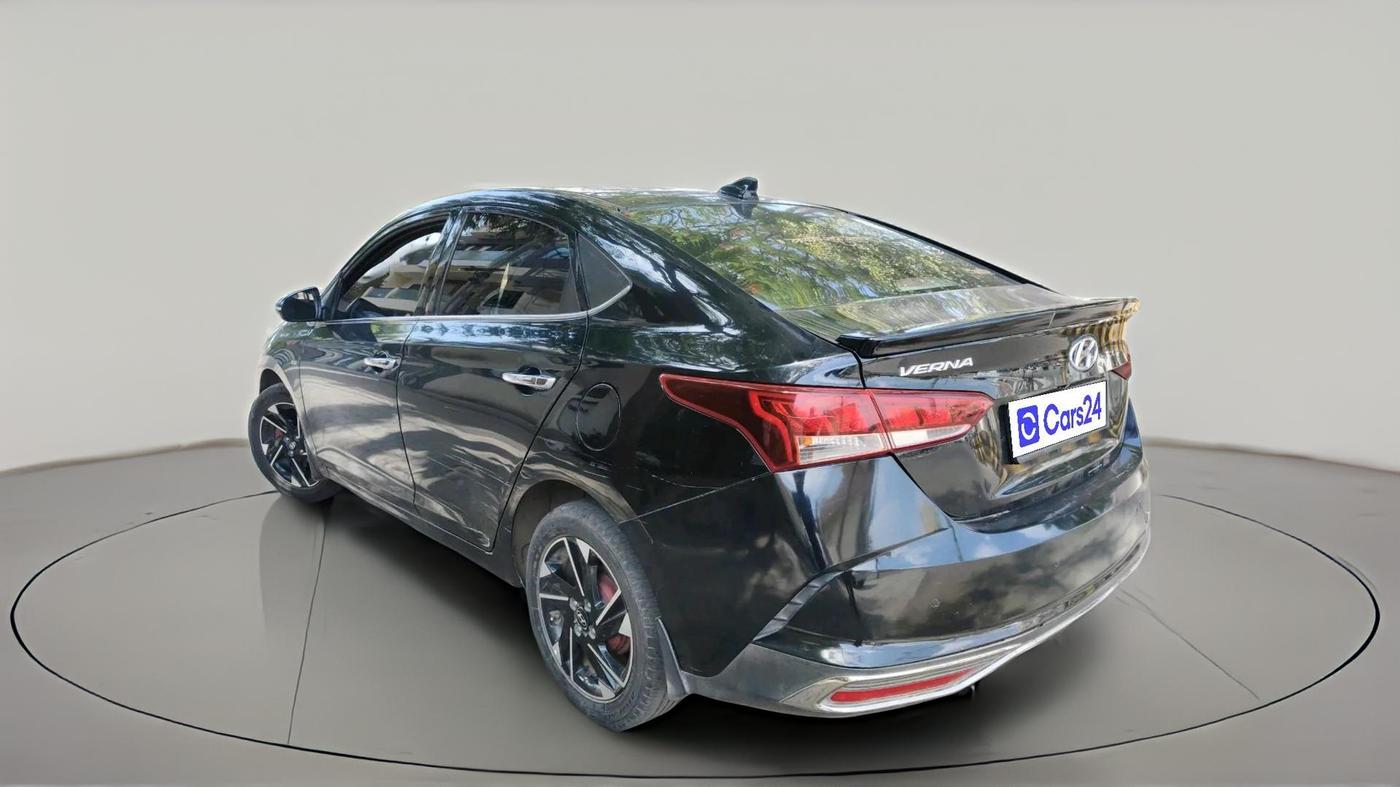 2020 Hyundai Verna SX (O) 1.5 CRDI AT, Diesel, Automatic, 1,01,918 km, exterior