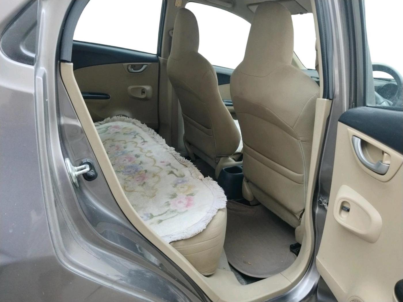 2014 Honda Brio VX AT, CNG, Automatic, 81,522 km, interior