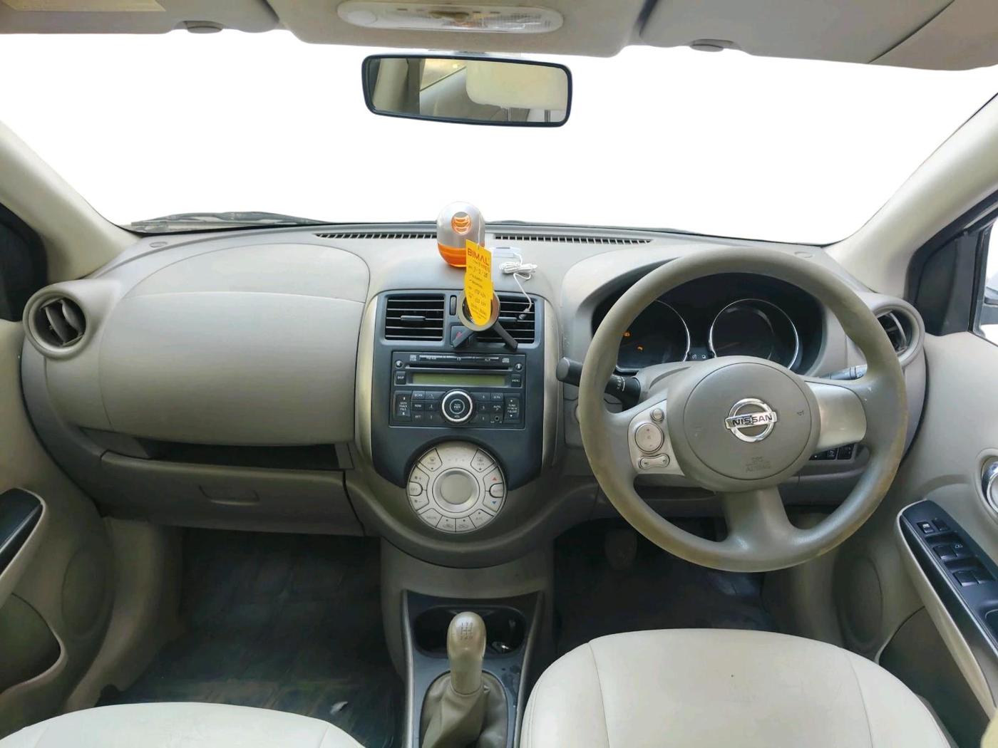 2012 Nissan Sunny XV PETROL, Petrol, Manual, 1,28,481 km, interior