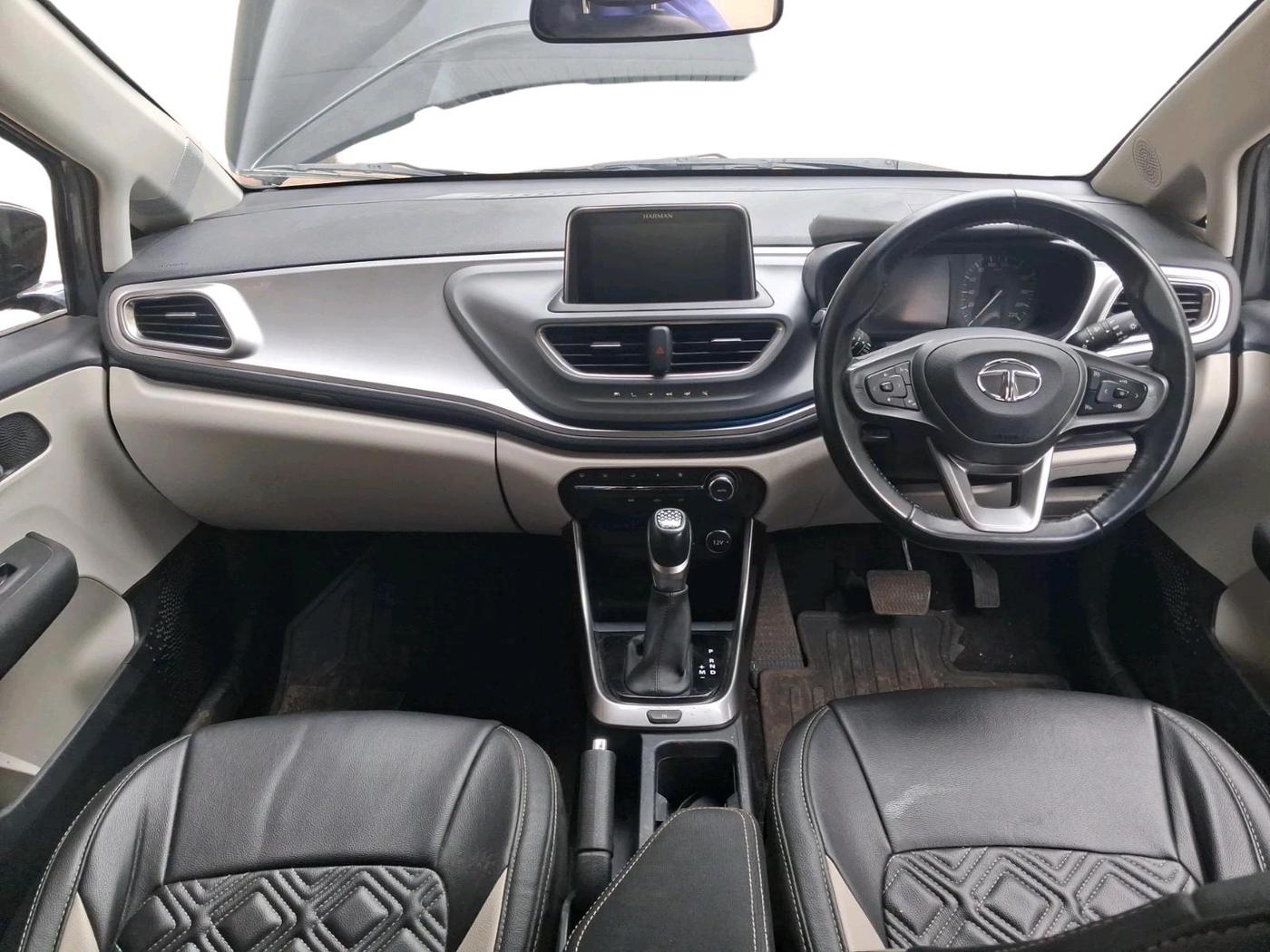 2023 Tata ALTROZ XZA, Petrol, Automatic, 17,302 km, interior