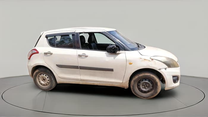 2011 Maruti Swift LXI, CNG, Manual, 1,03,322 km, exterior