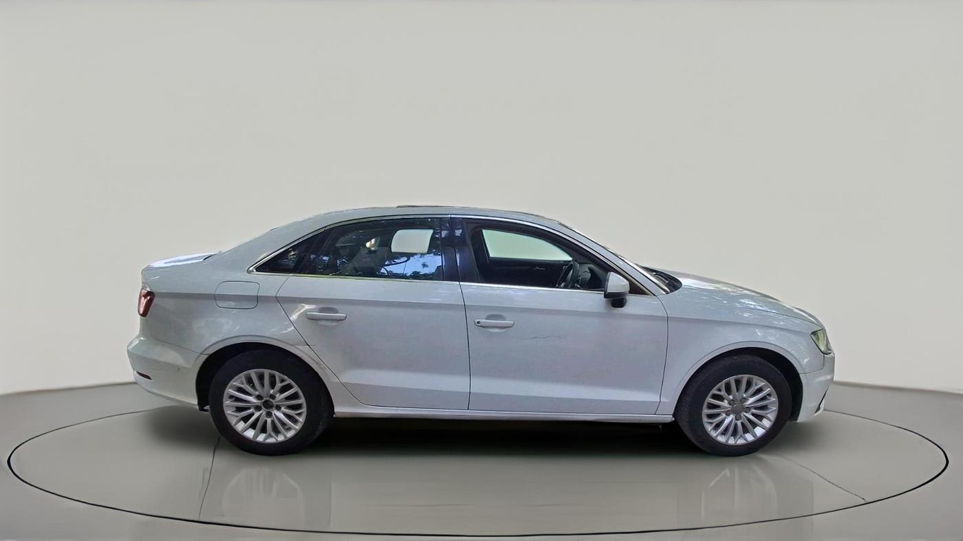 2014 Audi A3 35TDI PREMIUM, Diesel, Automatic, 2,14,420 km, exterior