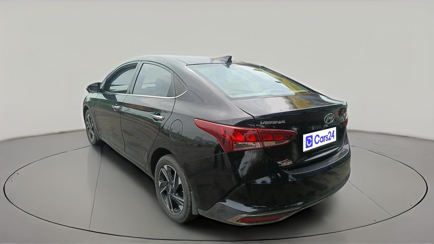 2022 Hyundai Verna SX (O) 1.5 CRDI AT, Diesel, Automatic, 58,109 km, exterior