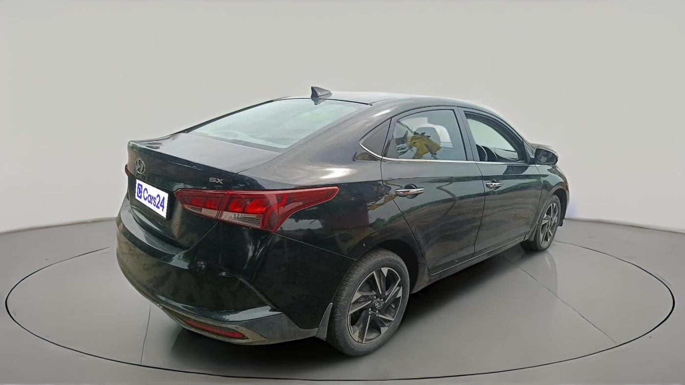 2022 Hyundai Verna SX (O) 1.5 CRDI AT, Diesel, Automatic, 58,109 km, exterior