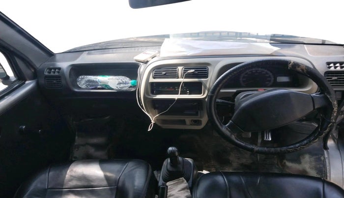 2017 Maruti Eeco 5 STR WITH A/C+HTR, CNG, Manual, 1,71,918 km, interior