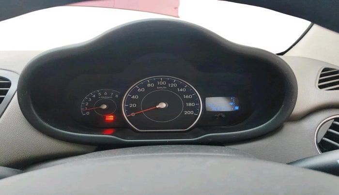 2015 Hyundai i10 SPORTZ 1.1, Petrol, Manual, 76,377 km, interior