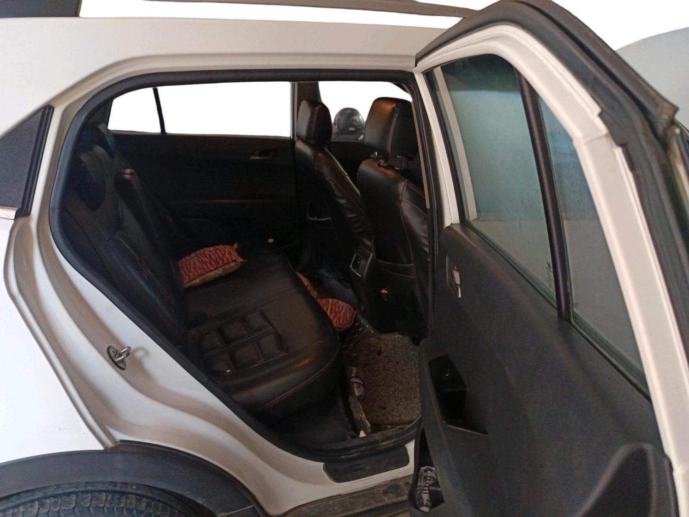 2018 Hyundai Creta SX PLUS 1.6 DIESEL, Diesel, Manual, 1,18,230 km, interior