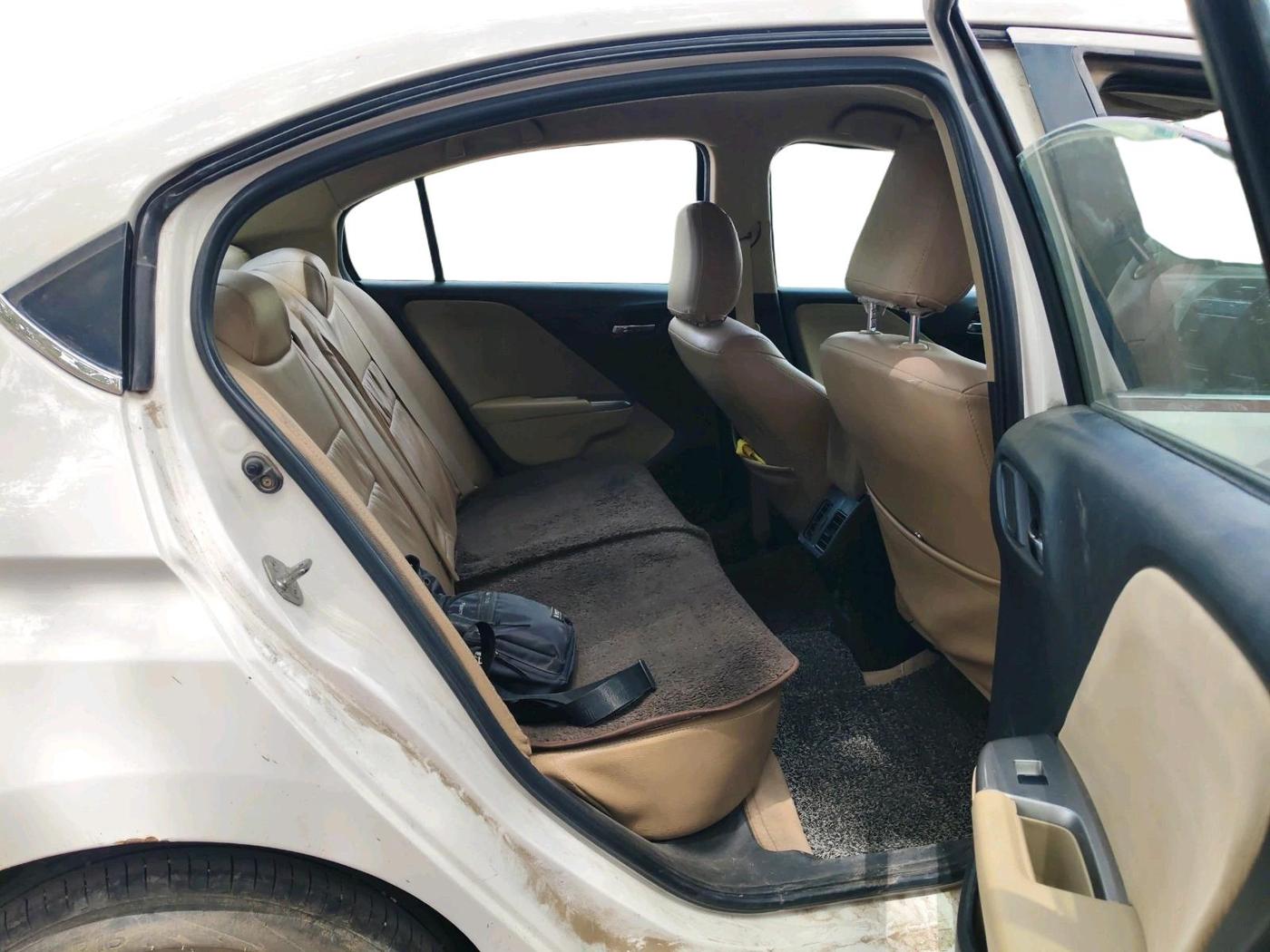 2016 Honda City 1.5L I-VTEC V MT, CNG, Manual, 1,09,417 km, interior