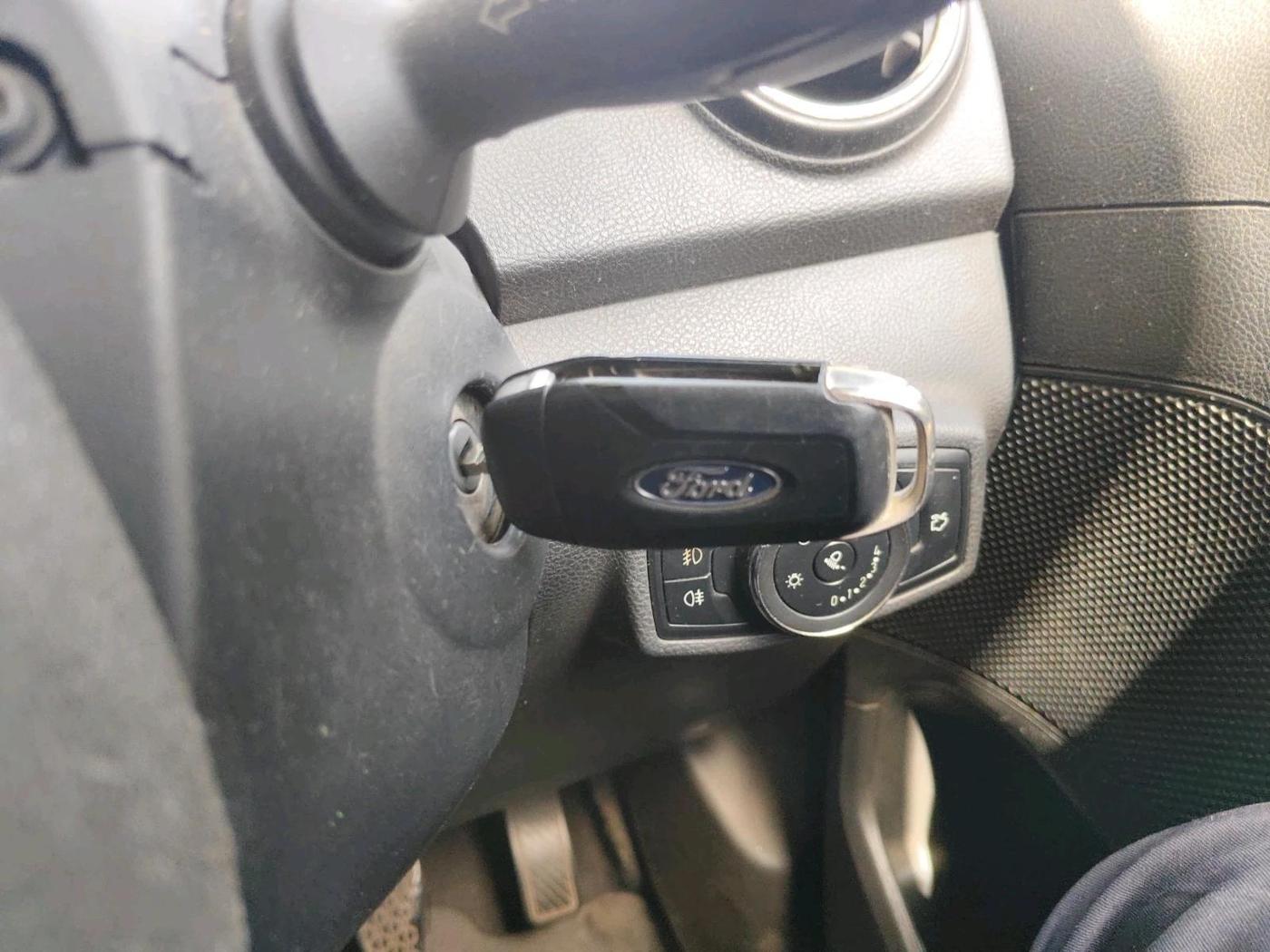 2015 Ford New Figo TITANIUM1.5 DIESEL, Diesel, Manual, 72,287 km, interior