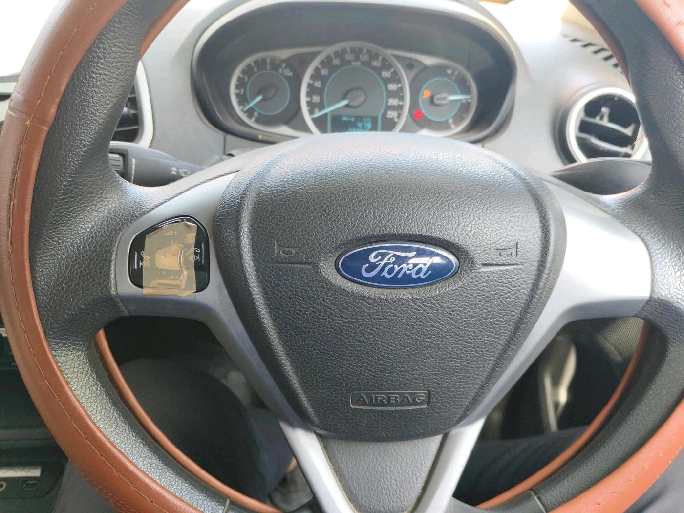 2015 Ford New Figo TITANIUM1.5 DIESEL, Diesel, Manual, 72,287 km, interior