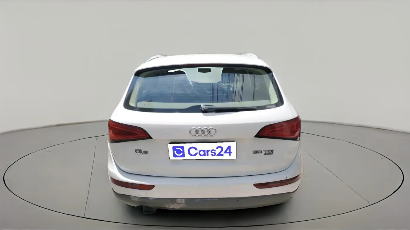 2014 Audi Q5 2.0 TDI PREMIUM PLUS, Diesel, Automatic, 1,60,582 km, exterior