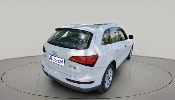 2014 Audi Q5 2.0 TDI PREMIUM PLUS, Diesel, Automatic, 1,60,582 km, exterior