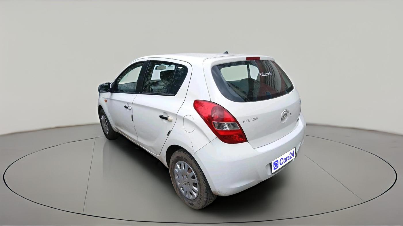 2011 Hyundai i20 MAGNA 1.2, CNG, Manual, 1,34,095 km, exterior