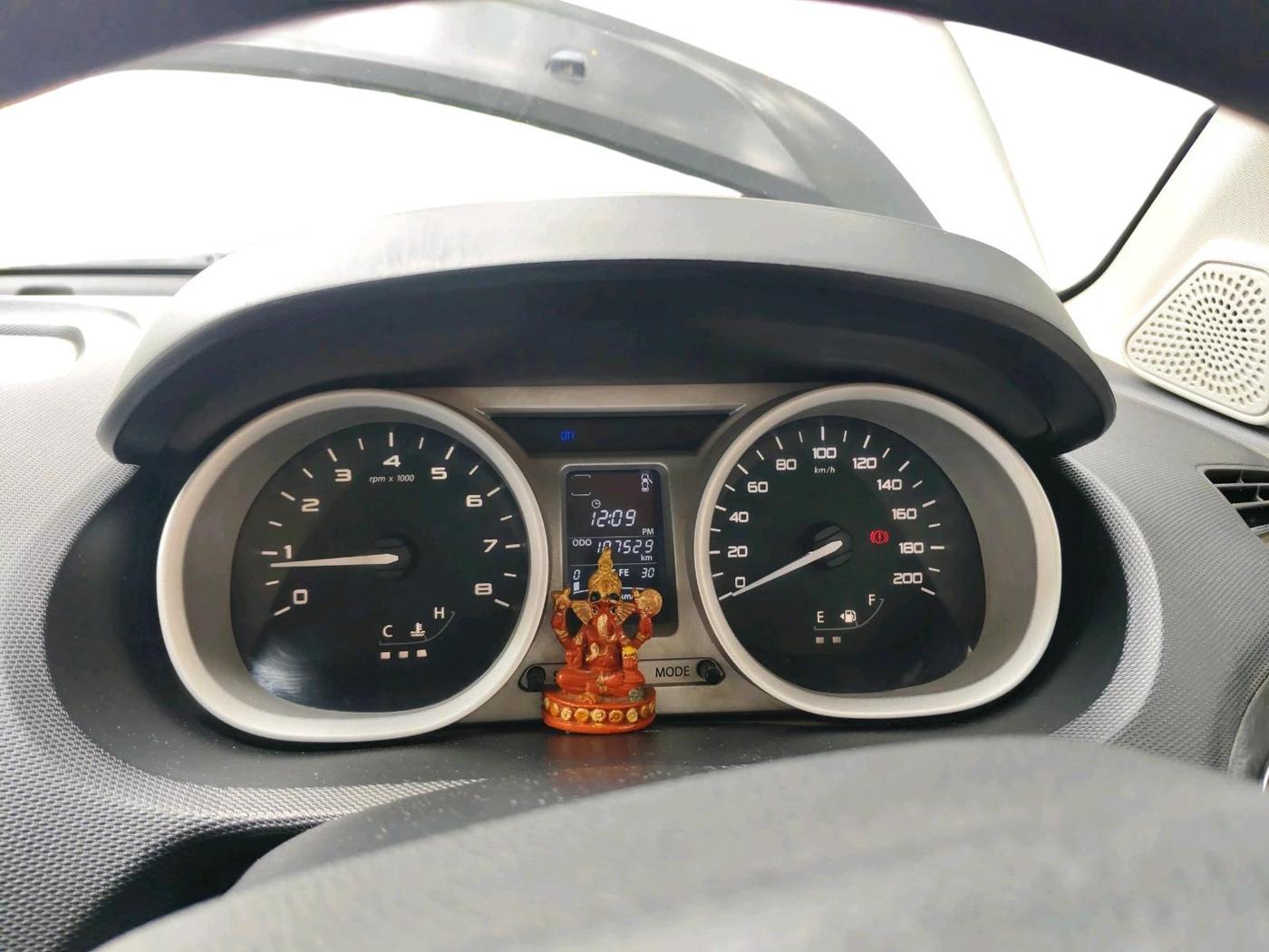 2016 Tata Tiago XZ PETROL, Petrol, Manual, 1,07,529 km, interior