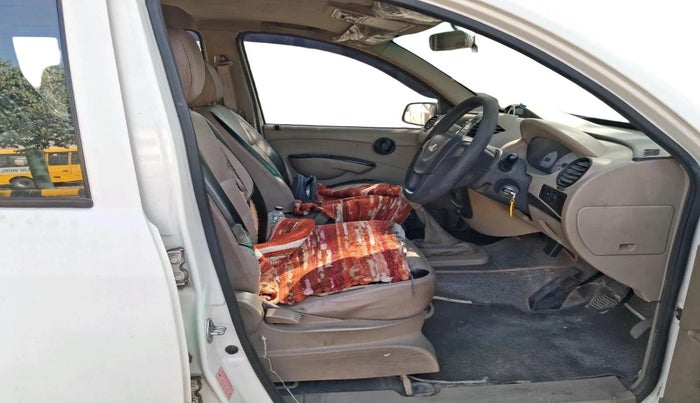 2017 Mahindra Xylo D4, Diesel, Manual, 1,25,324 km, interior