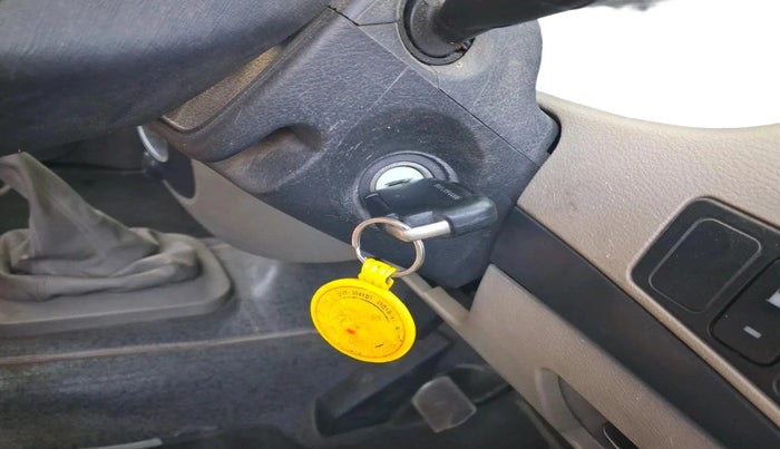 2017 Mahindra Xylo D4, Diesel, Manual, 1,25,324 km, interior