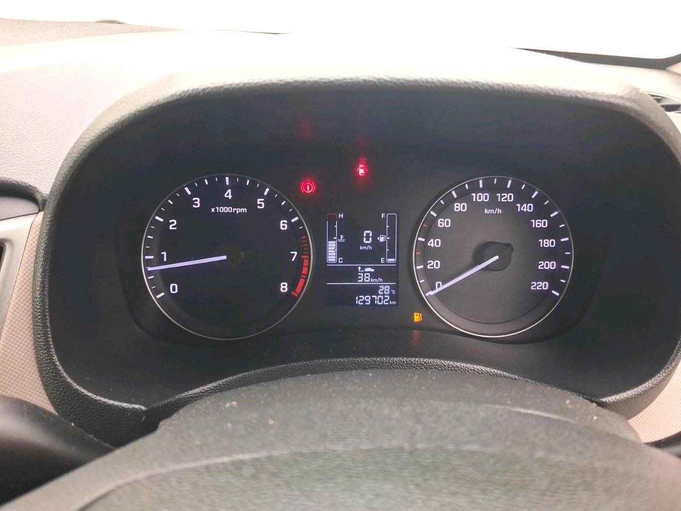 2015 Hyundai Creta S 1.6 PETROL, Petrol, Manual, 1,29,702 km, interior