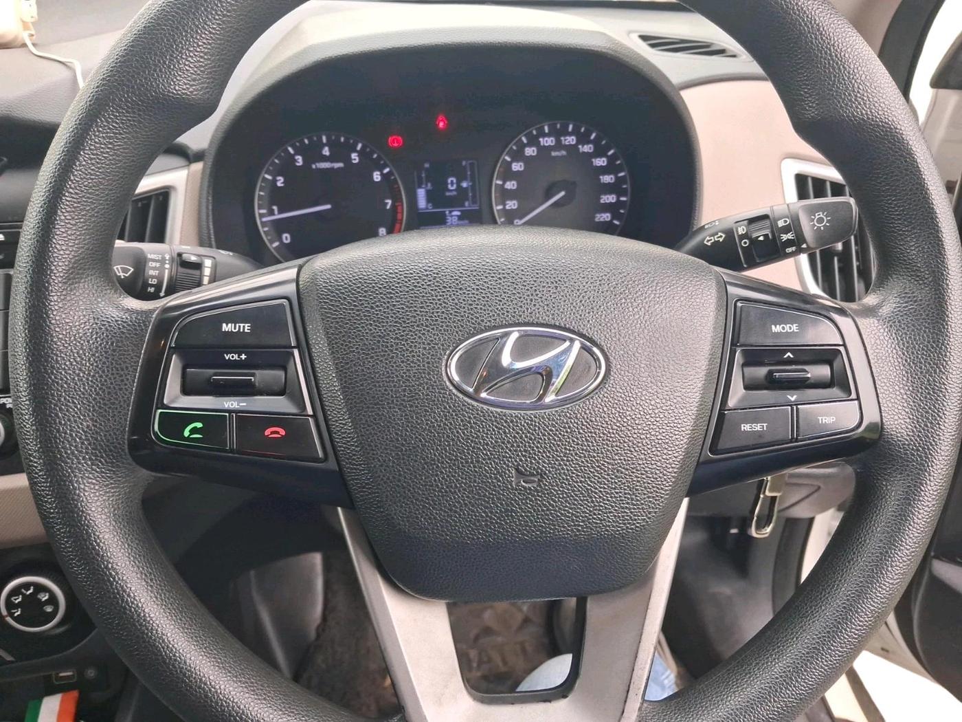 2015 Hyundai Creta S 1.6 PETROL, Petrol, Manual, 1,29,702 km, interior