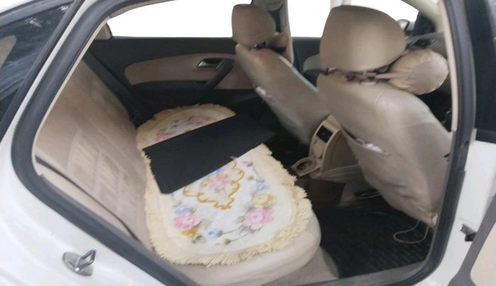 2012 Volkswagen Vento TRENDLINE DIESEL 1.6, Diesel, Manual, 1,17,583 km, interior