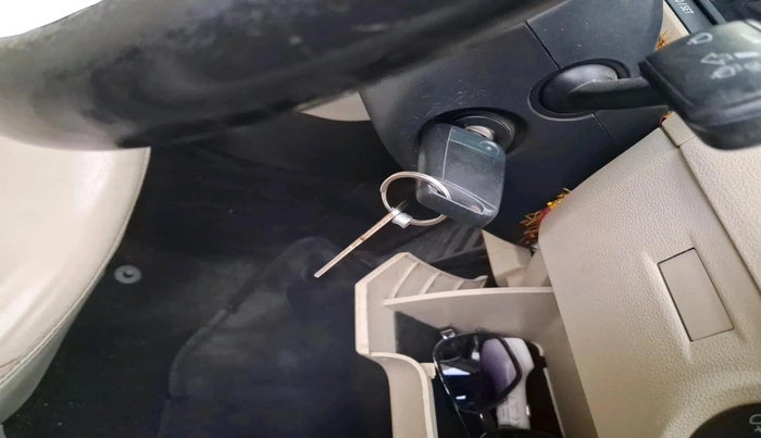 2015 Skoda Octavia ELEGANCE 2.0 TDI AT, Diesel, Automatic, 1,42,598 km, interior