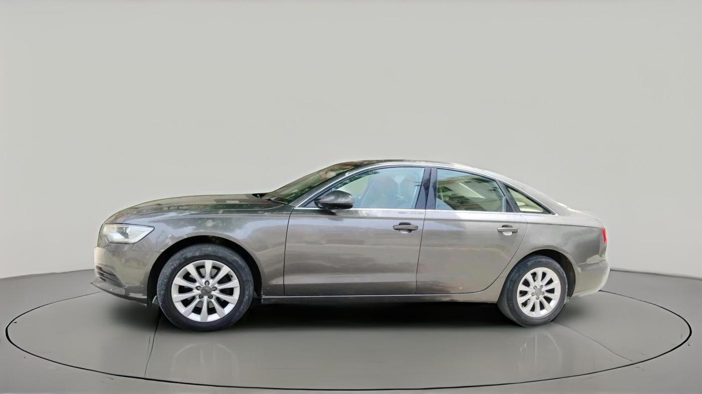 2013 Audi A6 2.0 TDI TECHNOLOGY, Diesel, Automatic, 1,66,315 km, exterior