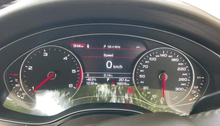 2013 Audi A6 2.0 TDI TECHNOLOGY, Diesel, Automatic, 1,66,315 km, interior