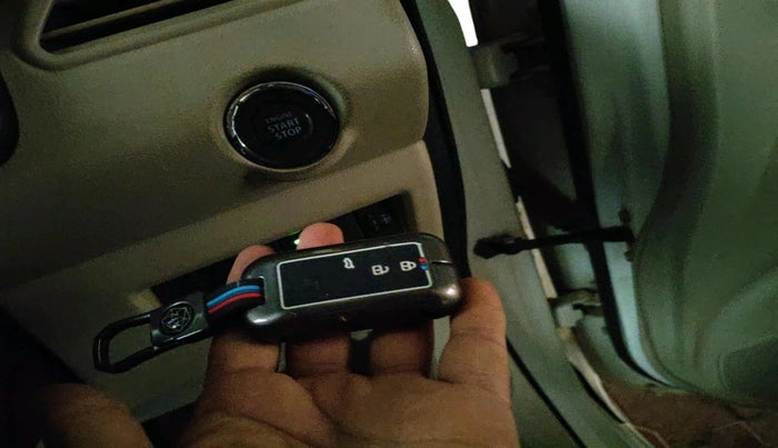 2018 Maruti Dzire ZXI, CNG, Manual, 98,592 km, interior