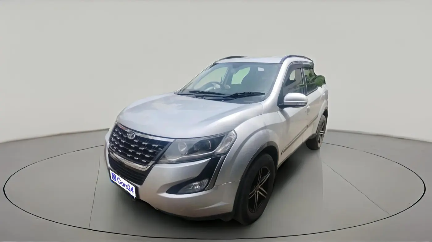 2020 Mahindra XUV500 W7 AT, Diesel, Automatic, 88,558 km, exterior