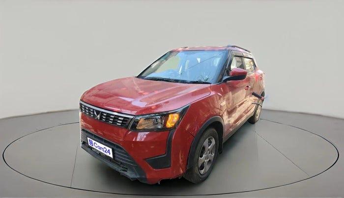 2023 Mahindra XUV300 W6 1.2 PETROL, Petrol, Manual, 23,135 km, exterior