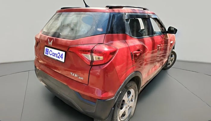 2023 Mahindra XUV300 W6 1.2 PETROL, Petrol, Manual, 23,135 km, exterior