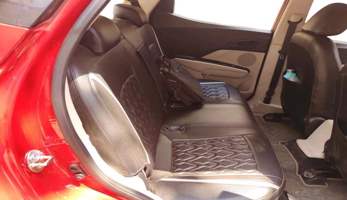 2023 Mahindra XUV300 W6 1.2 PETROL, Petrol, Manual, 23,135 km, interior