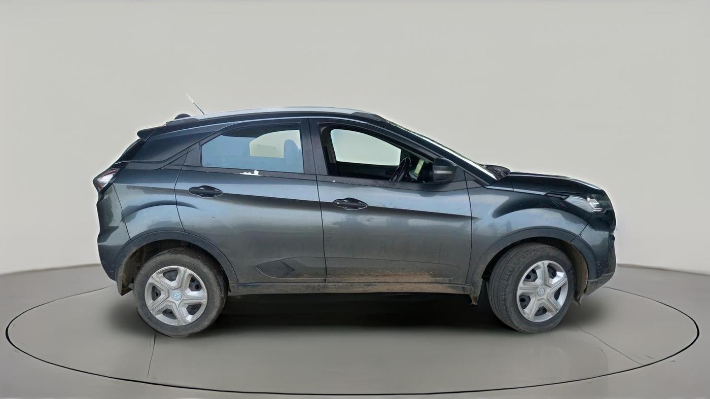2022 Tata NEXON XM SUNROOF DIESEL, Diesel, Manual, 1,32,073 km, exterior