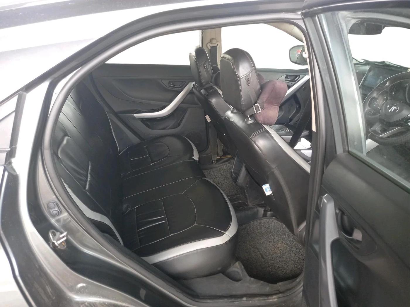 2022 Tata NEXON XM SUNROOF DIESEL, Diesel, Manual, 1,32,073 km, interior