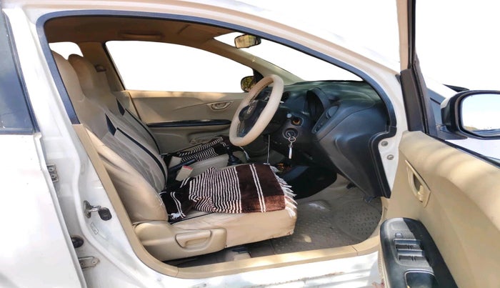 2014 Honda Amaze 1.2L I-VTEC EX, CNG, Manual, 1,12,443 km, interior