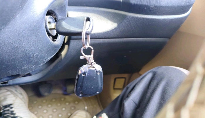 2014 Honda Amaze 1.2L I-VTEC EX, CNG, Manual, 1,12,443 km, interior