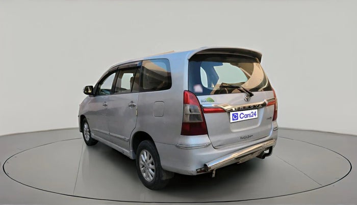 2014 Toyota Innova 2.5 VX 7 STR, Diesel, Manual, 1,32,827 km, exterior