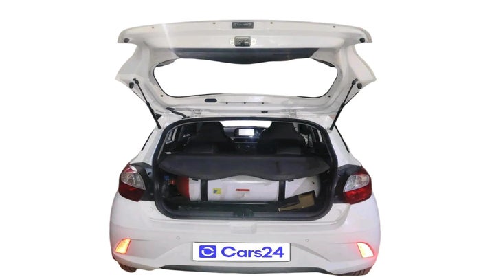 2021 Hyundai GRAND I10 NIOS SPORTZ 1.2 KAPPA VTVT CNG, CNG, Manual, 1,25,112 km, exterior