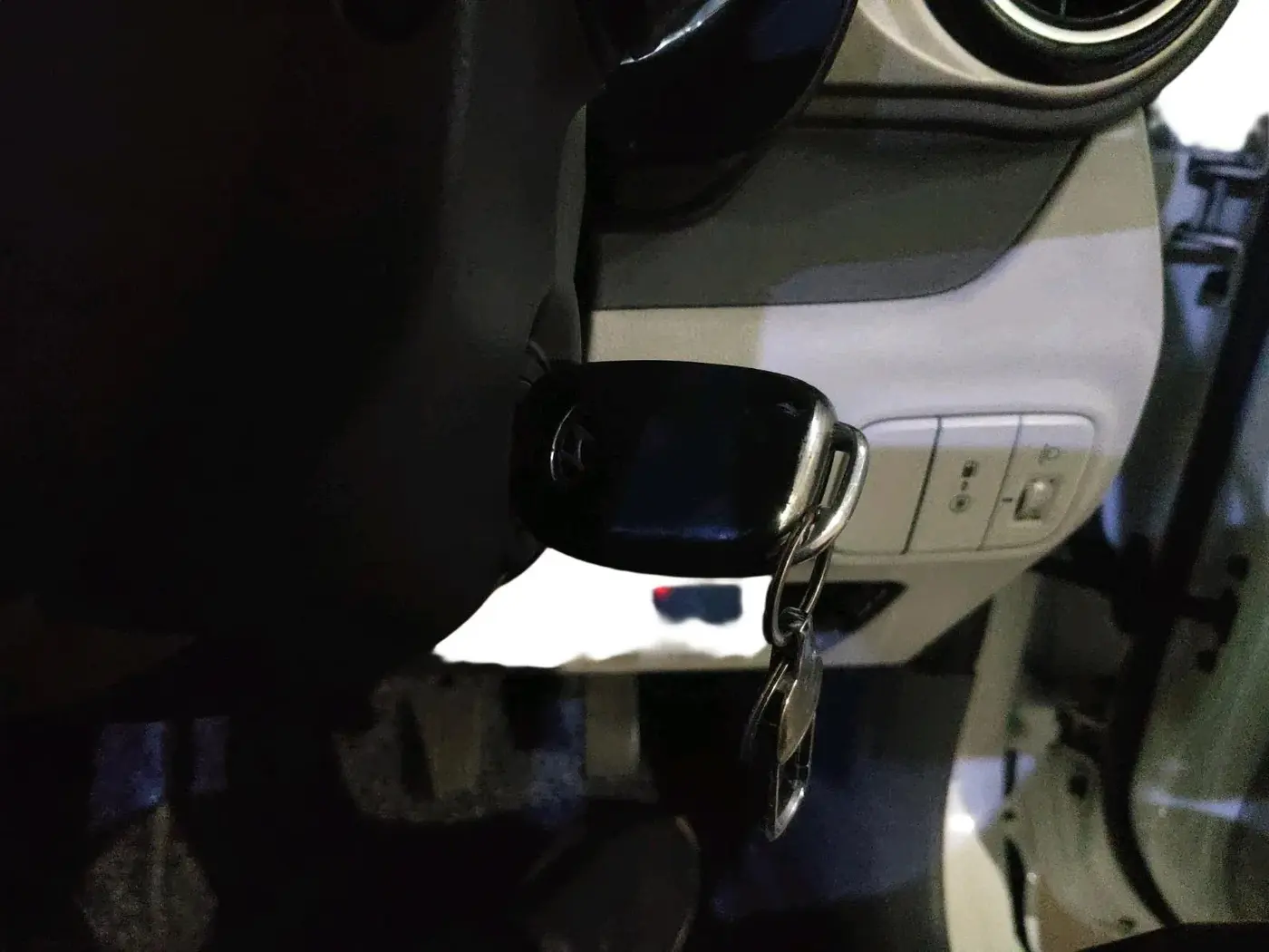 2021 Hyundai GRAND I10 NIOS SPORTZ 1.2 KAPPA VTVT CNG, CNG, Manual, 1,25,112 km, interior