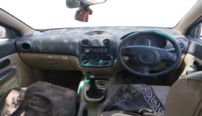 2014 Chevrolet Enjoy 1.4 LS 8 STR, CNG, Manual, 1,93,526 km, interior