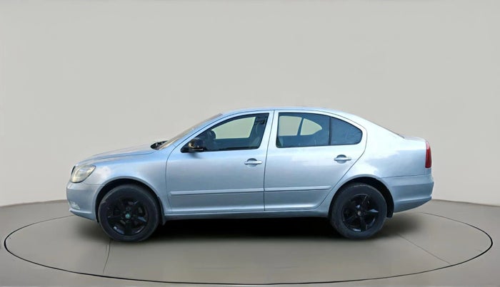 2010 Skoda Laura ELEGANCE 2.0 TDI CR MT, Diesel, Manual, 1,66,083 km, exterior