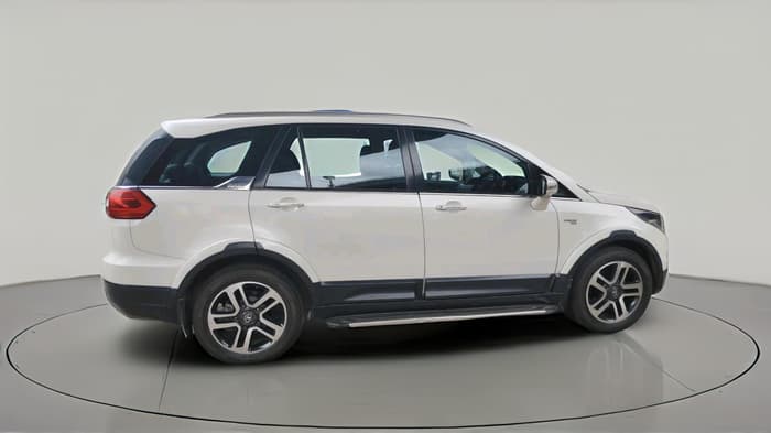 2018 Tata Hexa XT 4X2 7 STR, Diesel, Manual, 1,08,312 km, exterior