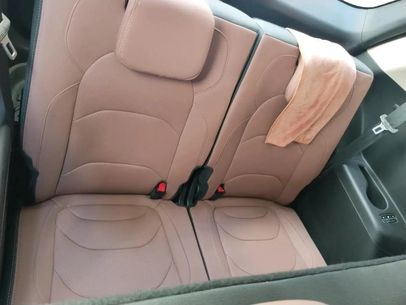 2025 MG HECTOR PLUS SAVVY PRO 1.5 TURBO CVT 7 STR, Petrol, Automatic, 15,063 km, interior