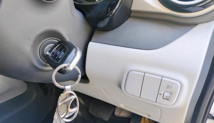 2020 Hyundai GRAND I10 NIOS SPORTZ AMT 1.2 KAPPA VTVT, Petrol, Automatic, 13,592 km, interior