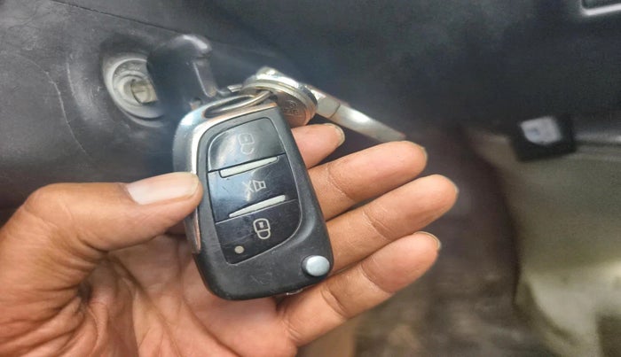 2021 Maruti Eeco 5 STR AC CNG (O), CNG, Manual, 44,370 km, interior