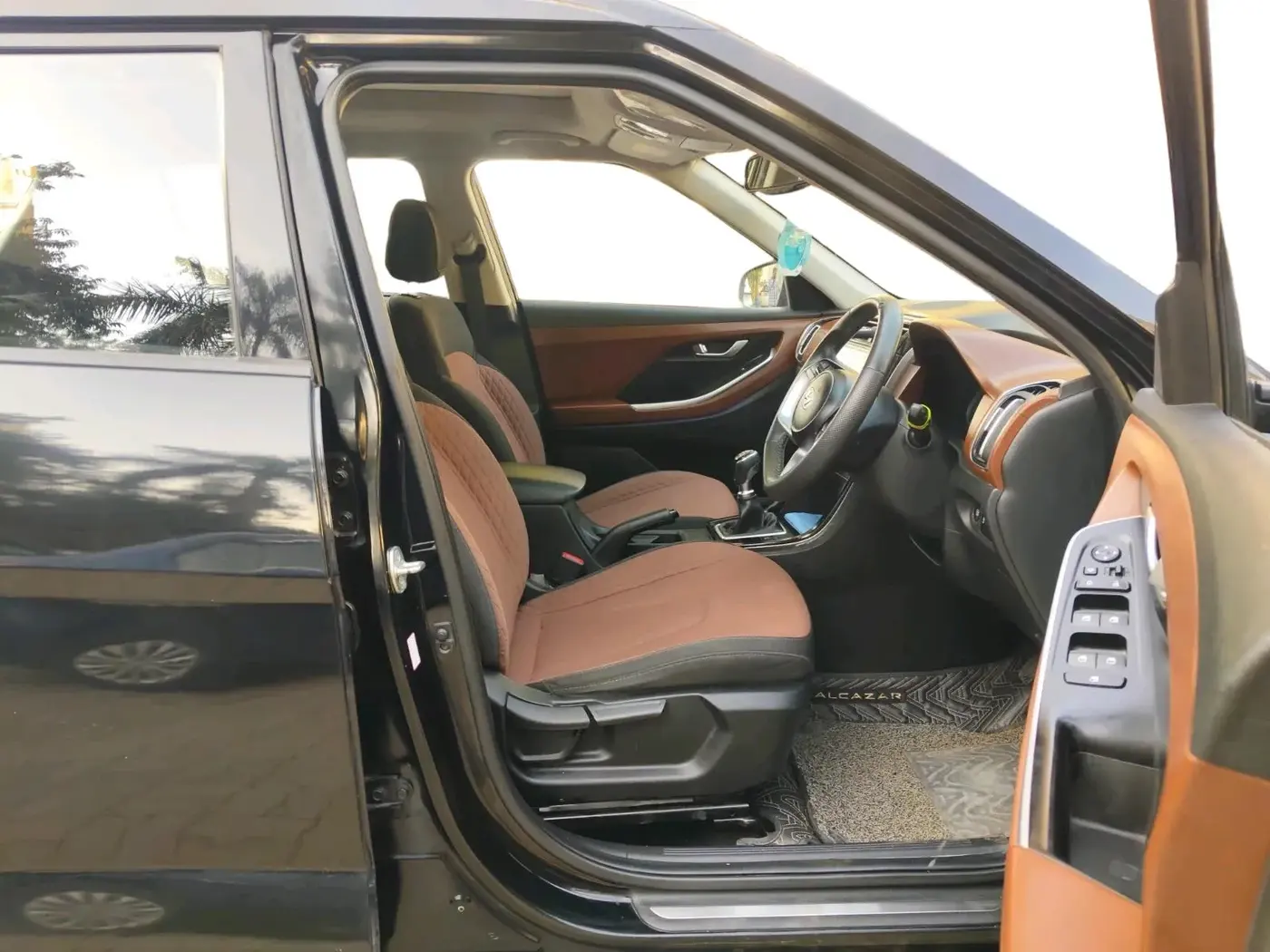 2023 Hyundai ALCAZAR PRESTIGE 1.5 MT 7STR, Diesel, Manual, 28,201 km, interior