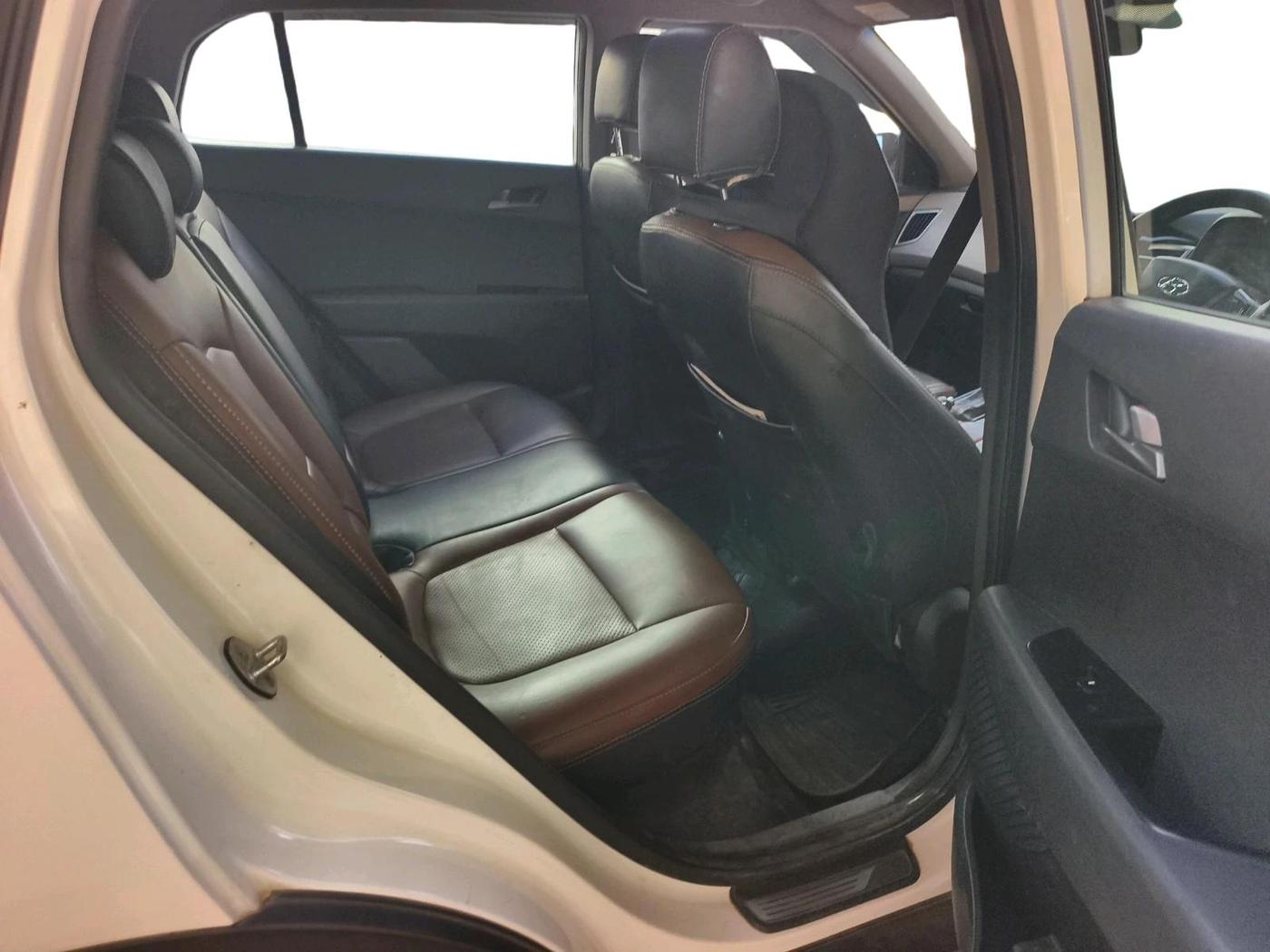 2015 Hyundai Creta SX PLUS AT 1.6 DIESEL, Diesel, Automatic, 1,54,945 km, interior