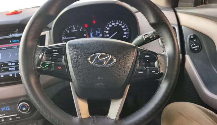 2015 Hyundai Creta SX PLUS AT 1.6 DIESEL, Diesel, Automatic, 1,54,945 km, interior