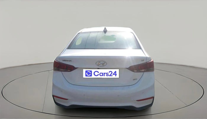 2017 Hyundai Verna 1.6 VTVT SX (O) AT, CNG, Automatic, 1,03,680 km, exterior