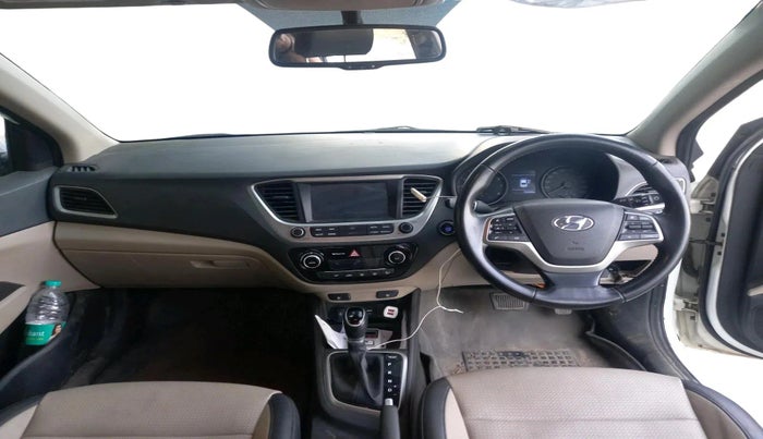 2017 Hyundai Verna 1.6 VTVT SX (O) AT, CNG, Automatic, 1,03,680 km, interior